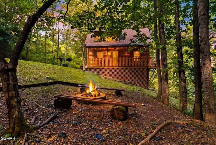 3163 Sourwood Way, Sevierville, TN