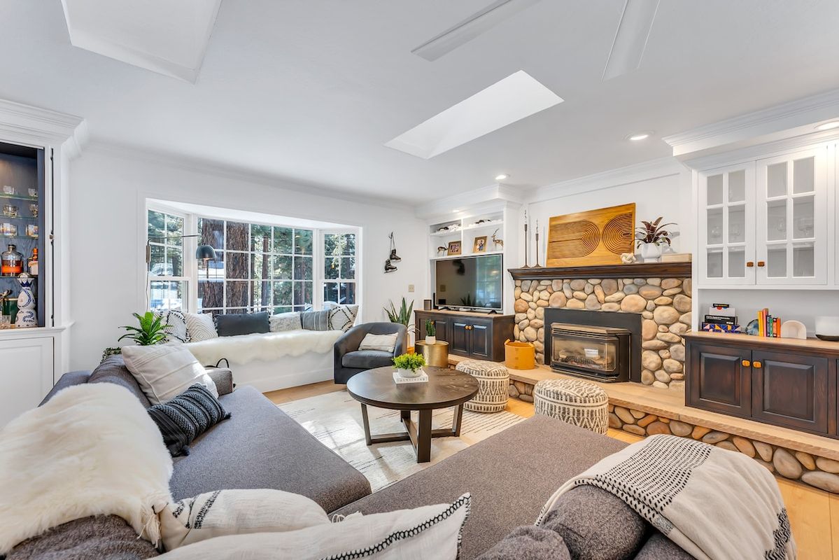 824 Oneil Way, Incline Village, NV